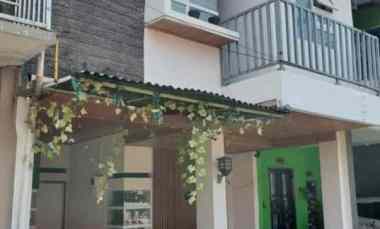 Rumah Murah Dua Lantai Kiaracondong Bandung dalam Komplek