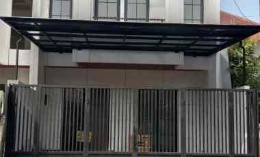 Dijual Rumah Amerika Modern Minimalis di Klampis Sukolilo Semolowaru