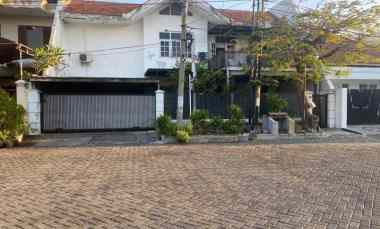 Dijual Rumah di Klampis Surabaya Strategis Ada Lapangan Badminton
