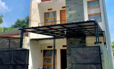 Rumah Siap Huni Nuansa Villa di Komplek Katumiri Parongpong Cimahi