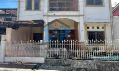 Rumah Dijual di Komplek Cibabat Cimahi