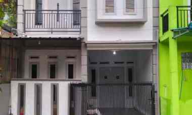 Rumah Komplek Cilame Ngamprah Siap Huni Row Jalan Besar