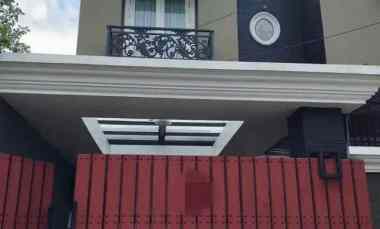 Turun Harga Rumah Mewah Semi Furnished di Komplek Cipinang Muara