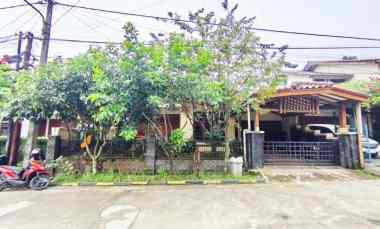 dijual rumah komplek cipta graha