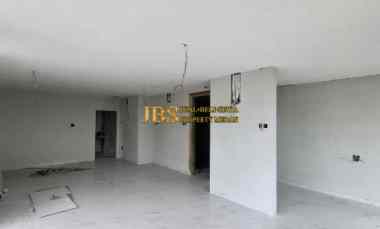 dijual rumah komplek citraland gama