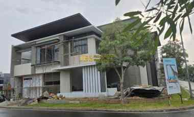 dijual rumah komplek citraland gama