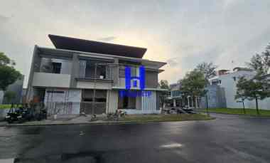 dijual rumah komplek citraland gama