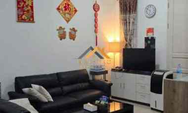 dijual rumah komplek citraland gama