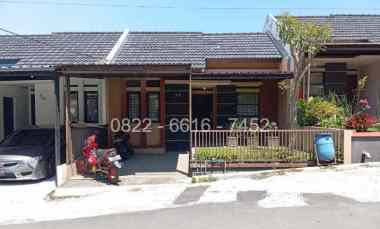 Rumah Dijual di Komplek Ciwaruga
