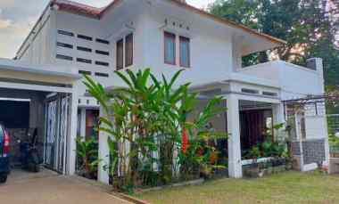 Rumah Dijual di Komplek Ciwaruga