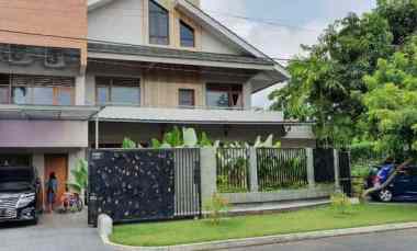 Rumah Dijual di Komplek Colombo Catur Nunggal