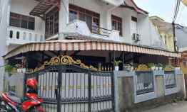 Jual Rumah Hitam Putih Manis di Komplek Dki Pondok Kelapa Duren Sawit