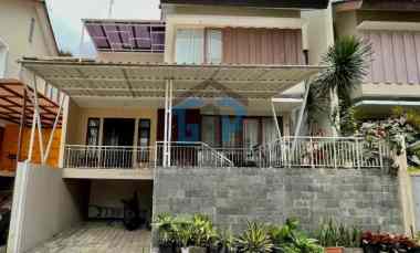 Rumah Dijual di Komplek Gegerkalong