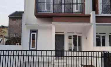 Rumah Dijual di KOMPLEK MARGAWANGI MARGACINTA BUAHBATU BANDUNG