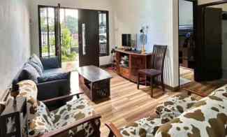 Rumah 1Lt, Hdp. Barat, Nyaman dan Strategis dalam Kompl. MPR Cipete