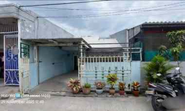 Rumah Dijual di Komplek perumahan duta bandara permai