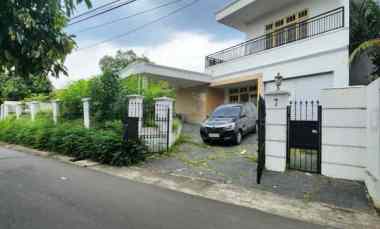 Rumah Dijual di Komplek pesanggrahan jakarta selatan