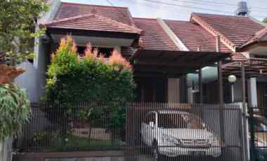 Dijual Rumah di Pondok Hijau Setiabudi Jarang Ada Lok Strategis SHM