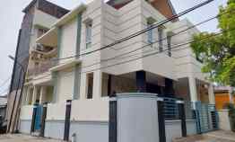 Rumah 3 LT Mewah dan Nyaman Lokasi Strategis di Kelapa Gading Jakut