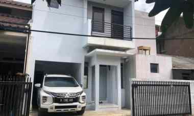Dijual Rumah Terawat Komplek Sapta Taruna, Buahbatu Regency Bandung