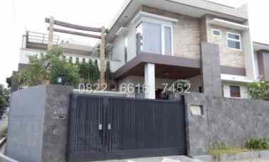 Rumah Dijual di Komplek Sariwangi