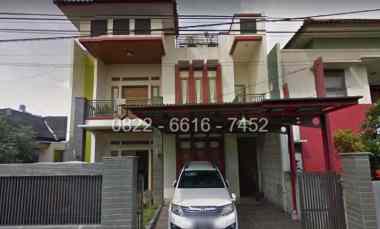 Rumah Dijual di Komplek Sariwangi