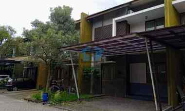 Rumah Exclusive Cluster Setraduta Bandung Lokasi Strategis SHM