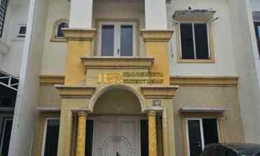 Dijual Cepat Rumah di Komplek Somerset Regency Jalan Sunggal - Medan