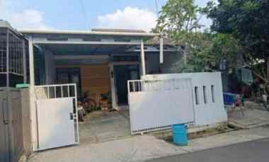 Dijual Rumah dalam Komplek Taman Anyelir Cilodong Depok