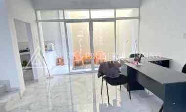 Rumah Dijual di Komplek Tritura Residence