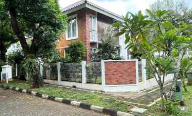 5 menit dari Lebak Bulus, Serasa di Resort Villa Hook Mewah ini