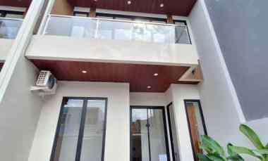 Rumah 2 Lantai Semi Furnished di Pamulang Tangsel