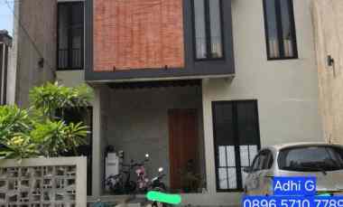 dijual rumah kopo