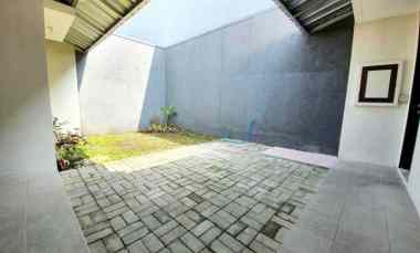 Jual Cepat Rumah Cantik di Cluster Kota Baru Parahyangan