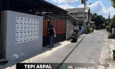Rumah Tepi Aspal Tengah Kota Jogja 900 meter ke Xt Square, Kotagede