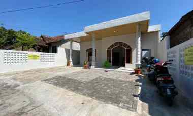 Rumah Siap Huni Samping Exit Tol Prambanan Type 140/235m2
