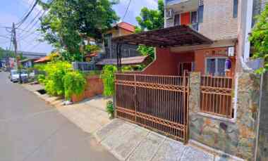 Rumah Minimalis 2 Lt Strategis Belakang PLN Kramat Jati dekat LRT TMII