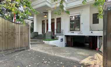 Dijual Rumah Bagus Siap Huni Lokasi Strategis di Kuningan Barat