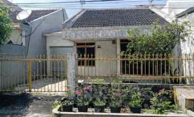 Rumah Kutisari Indah Barat, Listrik 2200 PDAM Lancar Hadap Barat