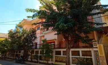 dijual rumah kutisari utara