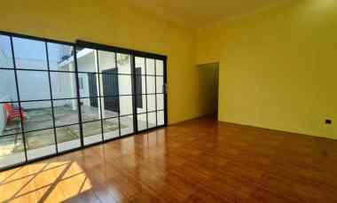 Dijual Rumah Mewah Super Luas di Ngaglik Sleman dekat PPPG Kesenian