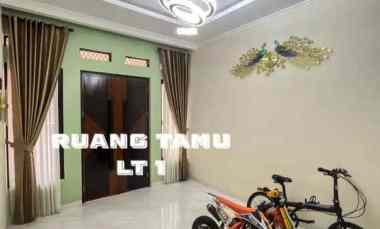 Jual Rumah Minimalis Bangunan 3 Lantai di Larangan Utara