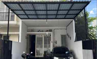 Rumah Minimalis Bagus Terawat, Lebak, dekat ke Raya Kenjeran