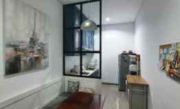 Rumah di Lebak Bulus, Minimalis Modern 2Lt, Lingk. Nyaman dalam Cluster