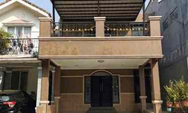 Dijual Rumah 3 Lantai Siap Huni di Legenda Wisata Cibubur