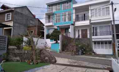 Dijual Rumah Mewah SIAP HUNI 2 Lantai di Lembang Bandung Barat Jual