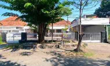 Rumah Dijual jl. Lombok Surabaya Pusat, Cck untuk Kantor, Bar, Cafe dll