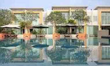 Dijual Rumah Luster Cantik 3 Lantai di De Oaze Tomang