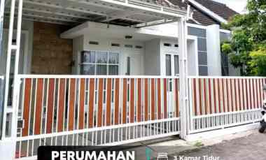 Rumah Baru di Maguwoharjo 500 meter Kampus Sanata Dharma Stadion