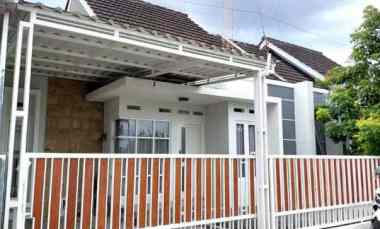Rumah Siap Huni dalam Perum dekat Kampus 3 Universitas Sanata Dharma